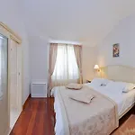 Luxury With Balcony And Panoramic View - Sunceva Postelja *