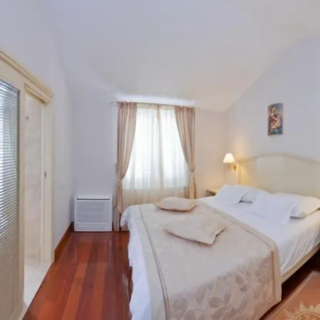 Luxury With Balcony And Panoramic View - Sunceva Postelja *
